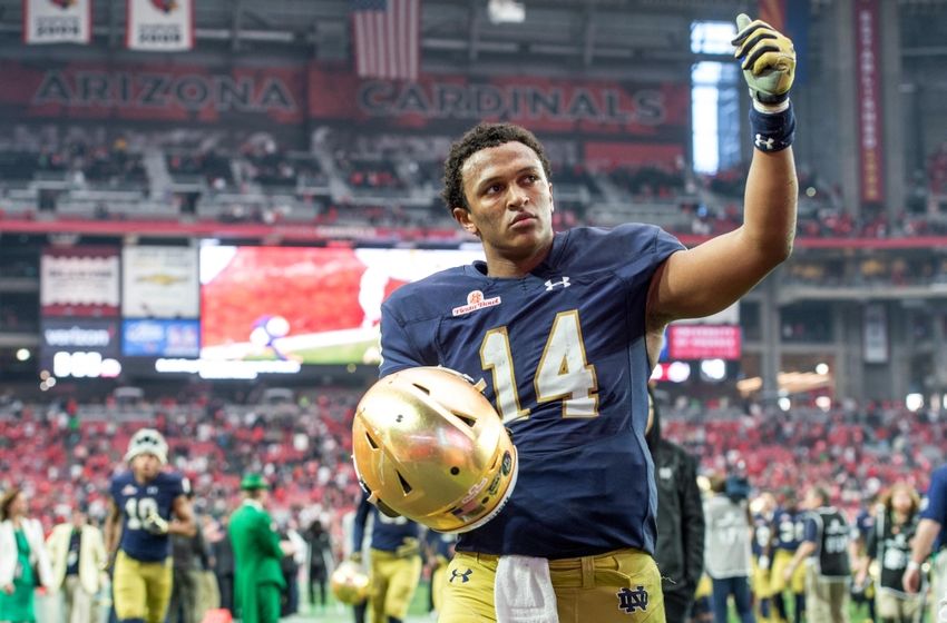 9030120-deshone-kizer-ncaa-football-fiesta-bowl-notre-dame-vs-ohio-state-850x560.jpg