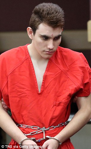 4A59810700000578-5524249-The_youth_s_brother_19_year_old_Nikolas_Cruz_pictured_in_court_h-m-50_1521573705284.jpg