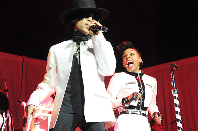 prince-surprises-janelle-monae-miss-dimplez.jpg