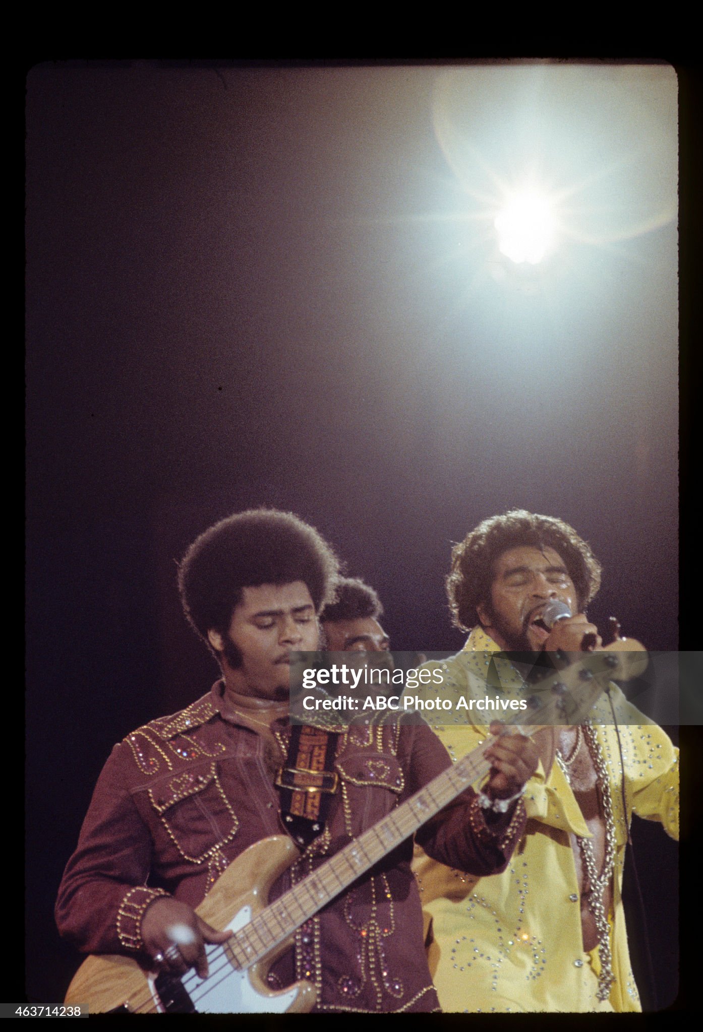 the-isley-brothers.jpg