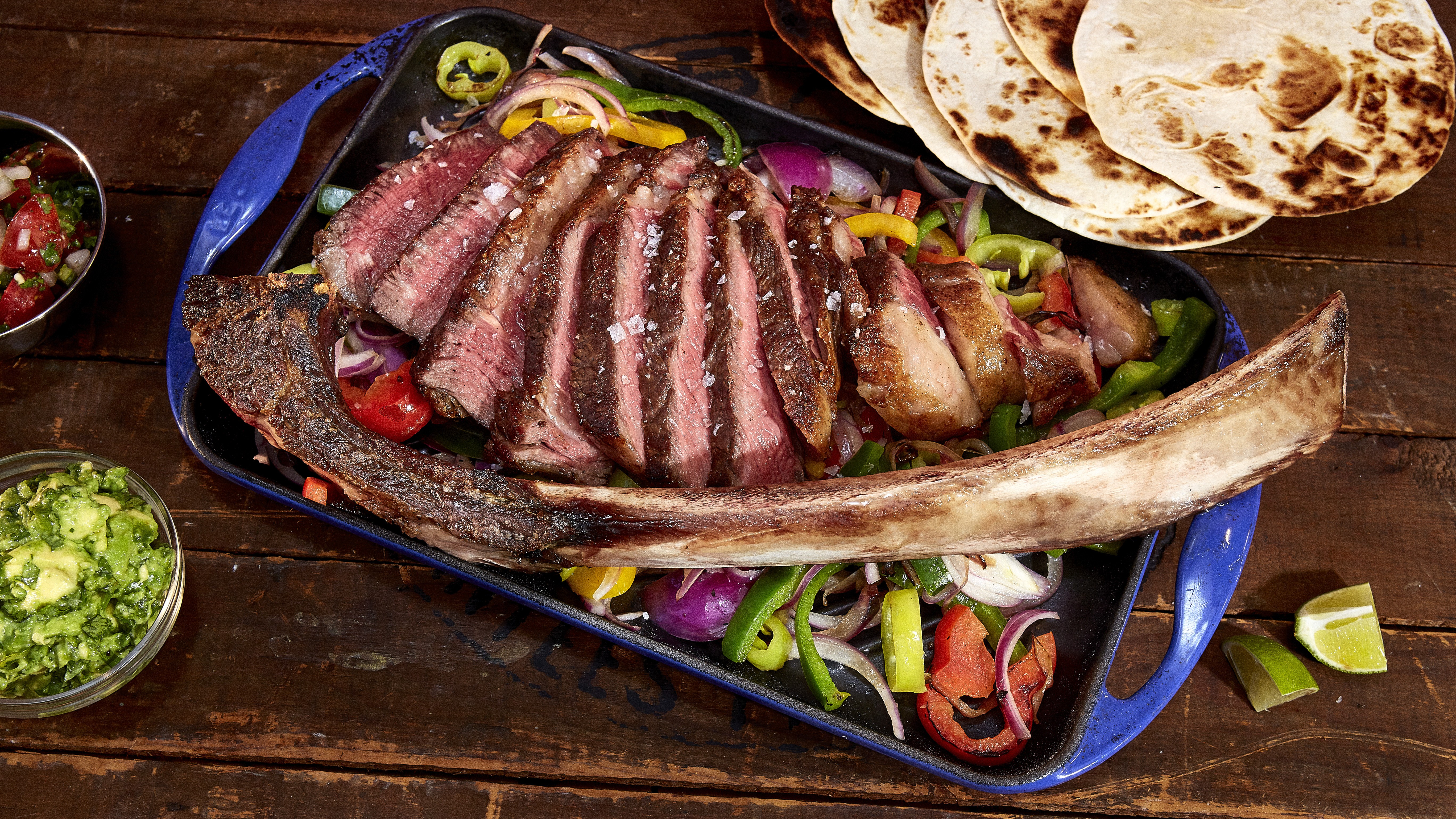 1513193114362-steak-fajitas-suppertime-recipe.jpeg