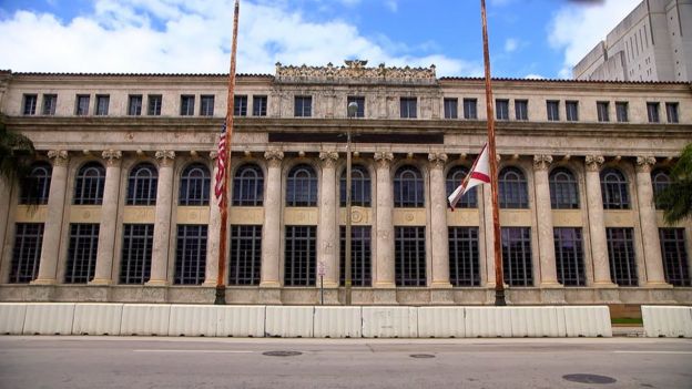 _100047438_miamicourt.jpg