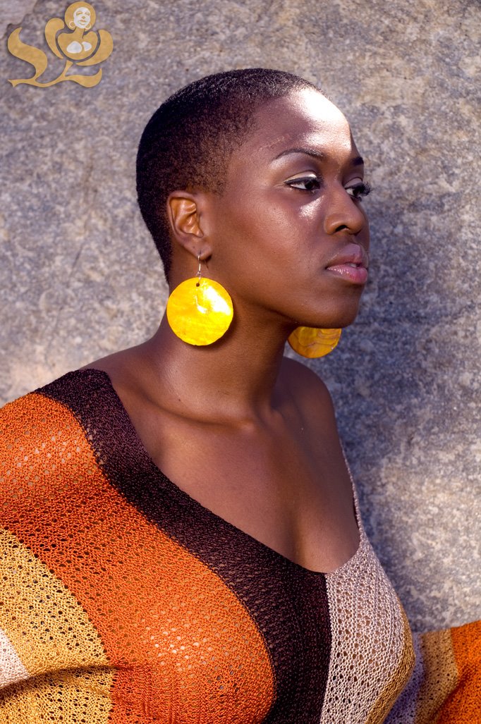 danamoore13w.jpg