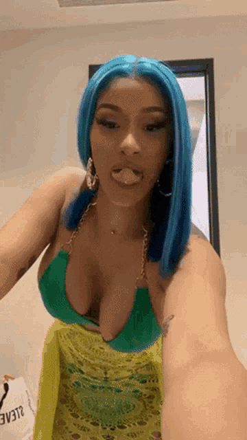cardi-cardi-b.gif