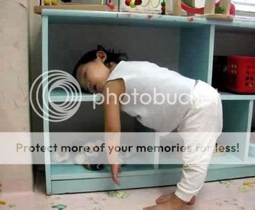 funny-sleep-posi_8005cbqu.jpg