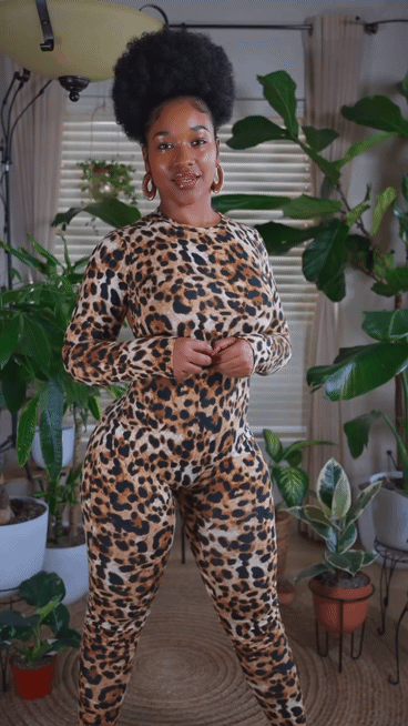 fb466a7b0e9ad5acd3cf875d23899d05.gif