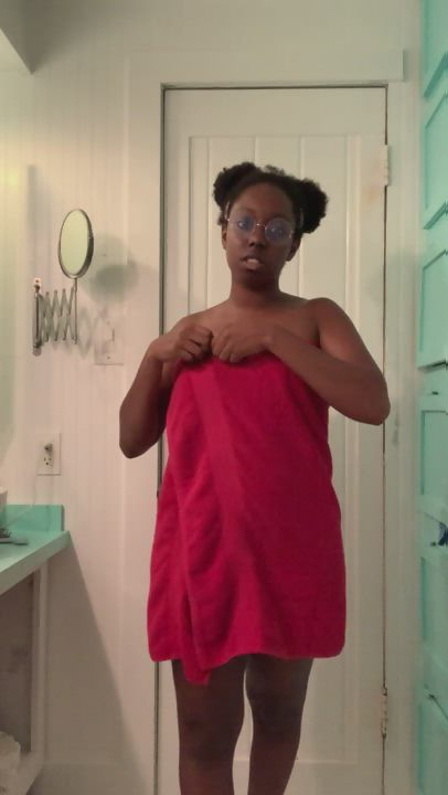 black-towel-dropppp-pRe9tW.jpg