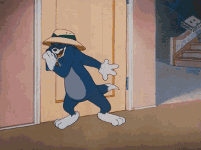 tom-and-jerry-sneaky.gif