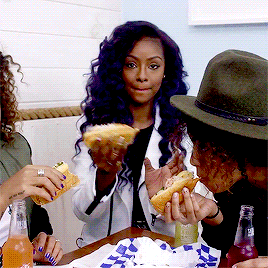 tumblr_nh066jSJNg1t21x14o2_r1_400.gif
