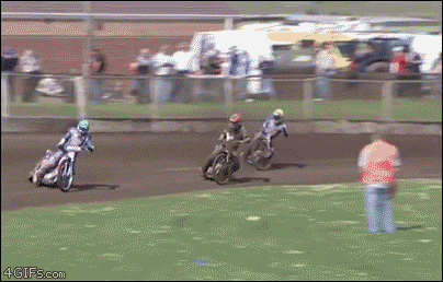 Speedway-race-runaway-motorcycle.gif