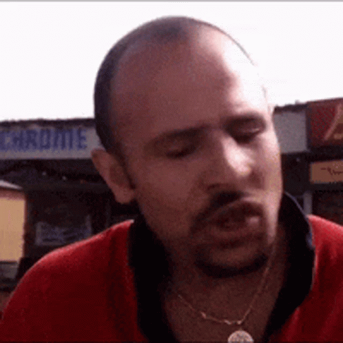 tenor.gif