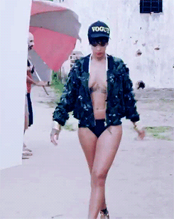 tumblr_n4ux8qPiUe1s64jz1o1_250.gif