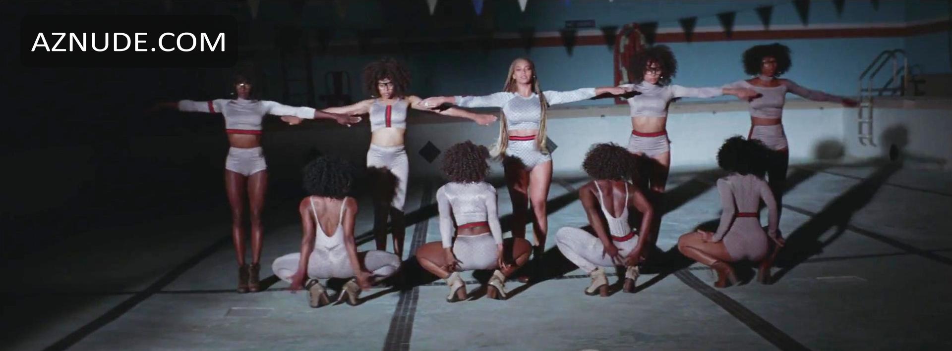 Knowles-Formation_782961.jpg