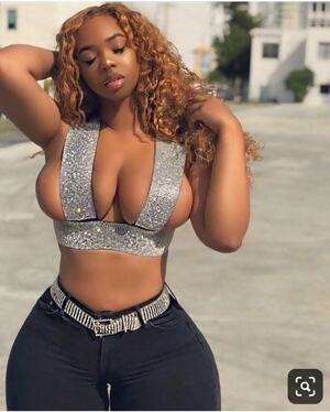 breasts-luscious-titty-meat-NLv3cX.jpg