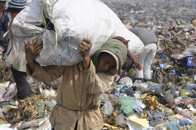 load+of+garbage.jpg