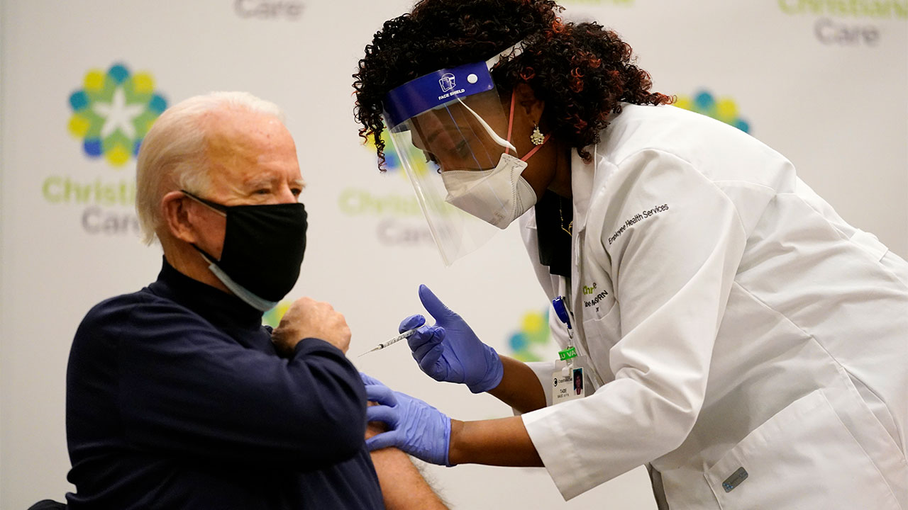 8955659_122120-cc-ap-biden-gets-vaccinated-img.jpg
