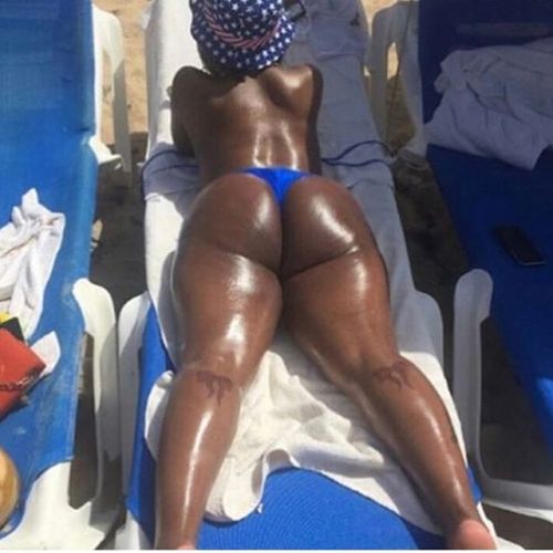 tumblr_om2y7sKG341tcwu1no10_500.jpg