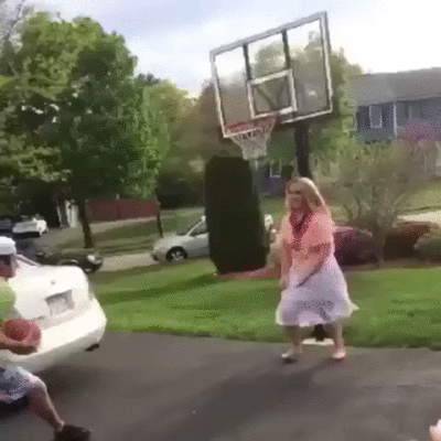 whiteboy-dunking-over-aunt-becky.gif
