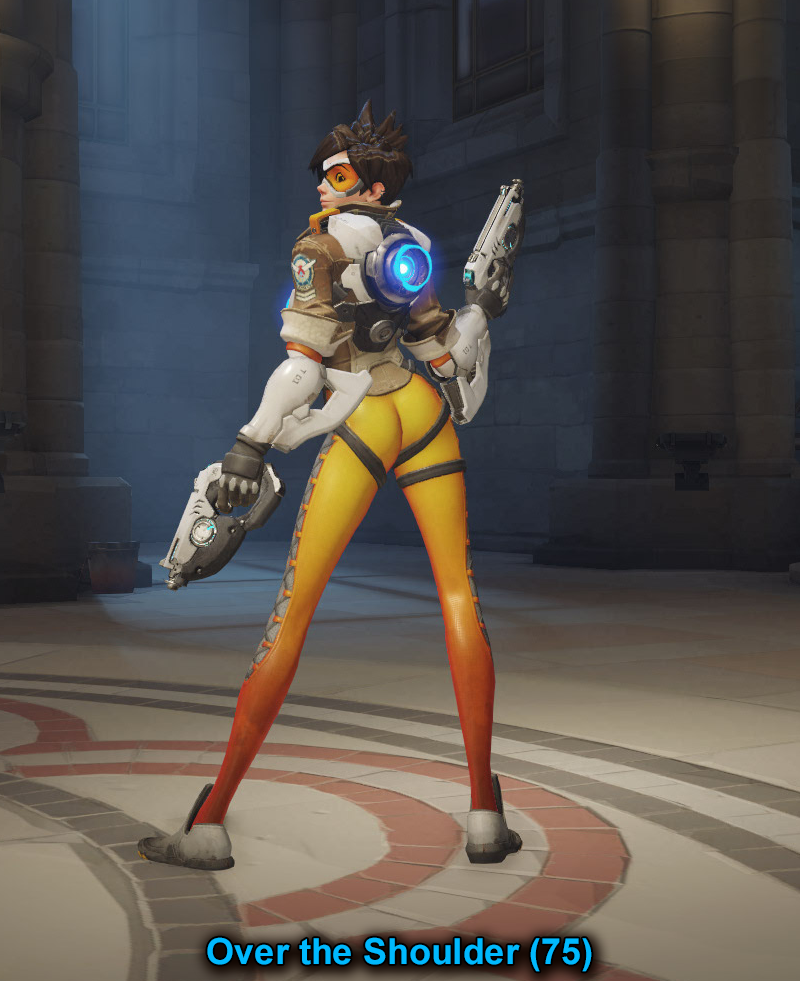 tracer-victory-pose-2-over-the-shoulder.png