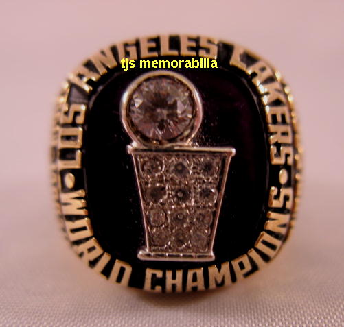 1985_LA_LAkers_ring.JPG