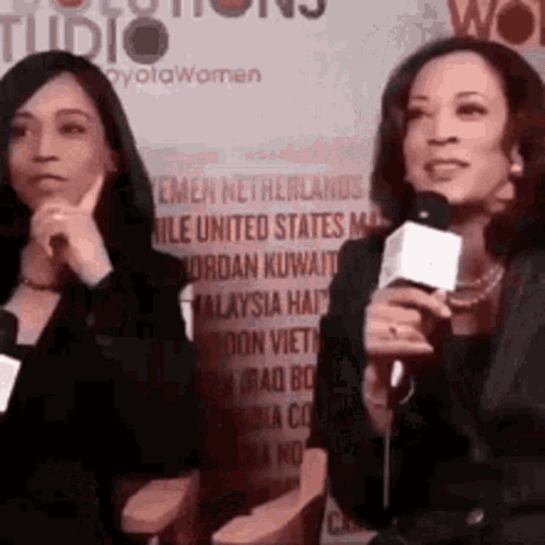 kamala-laughing.gif
