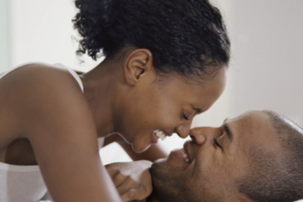 black-couple-in-bed-600x400.jpg