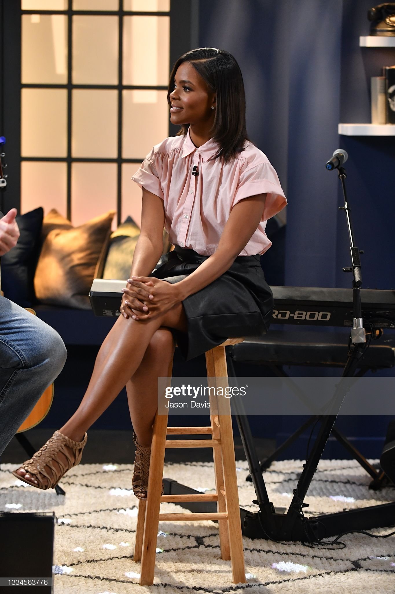 Candace-Owens-Feet-6422205.jpg