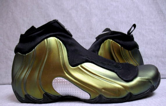 air-flightposite-metallic-gold.jpg