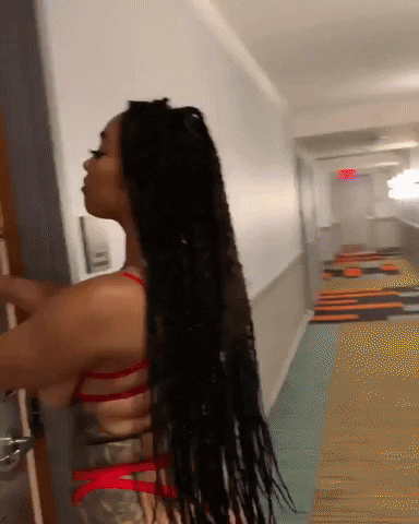 giphy.gif