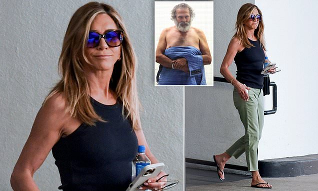 www.dailymail.co.uk