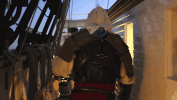 tumblr_mq9b8r1sXc1r4fggfo6_400.gif