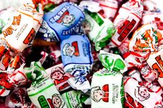 0faa9cd4addf1cc37b12a32058f65d9a--fruit-chews-candy-shop.jpg