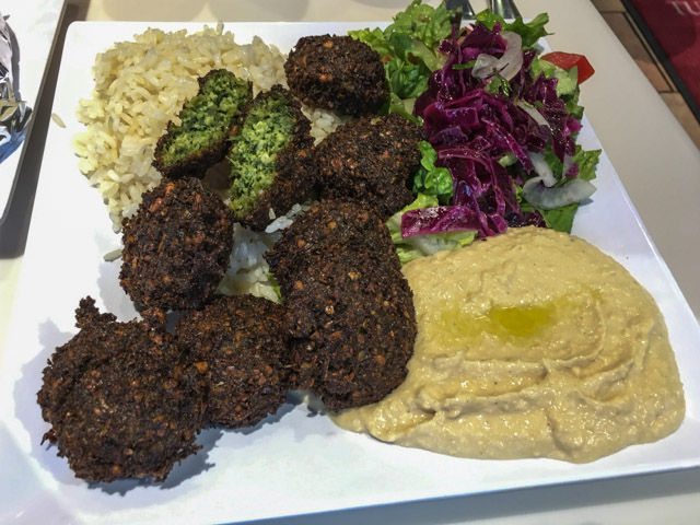 bestfalafelhazar-5.jpg