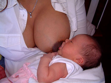 breastfeeding03.jpg