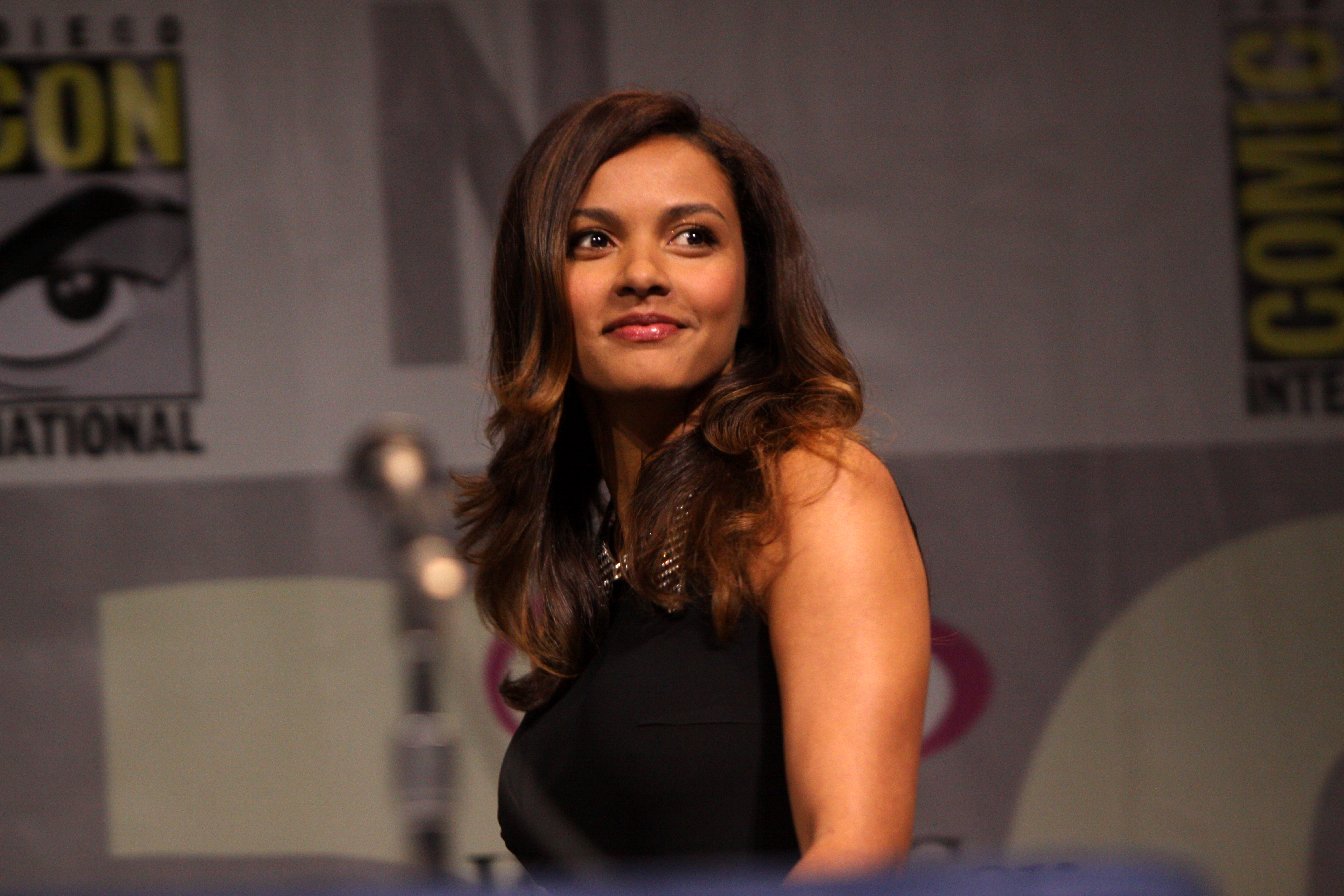 Jessica_Lucas_WonderCon_2013_(2).jpg