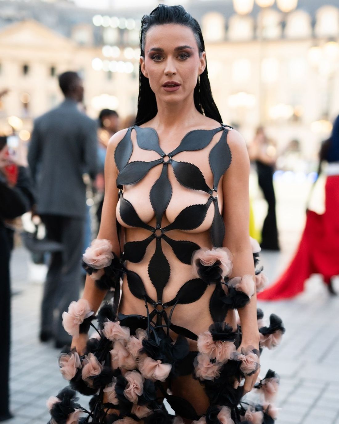 KatyPerryVogueWorldParis12.jpg