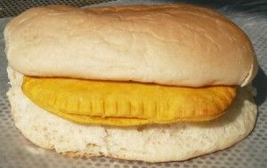 209_patty-coco-bread.jpg