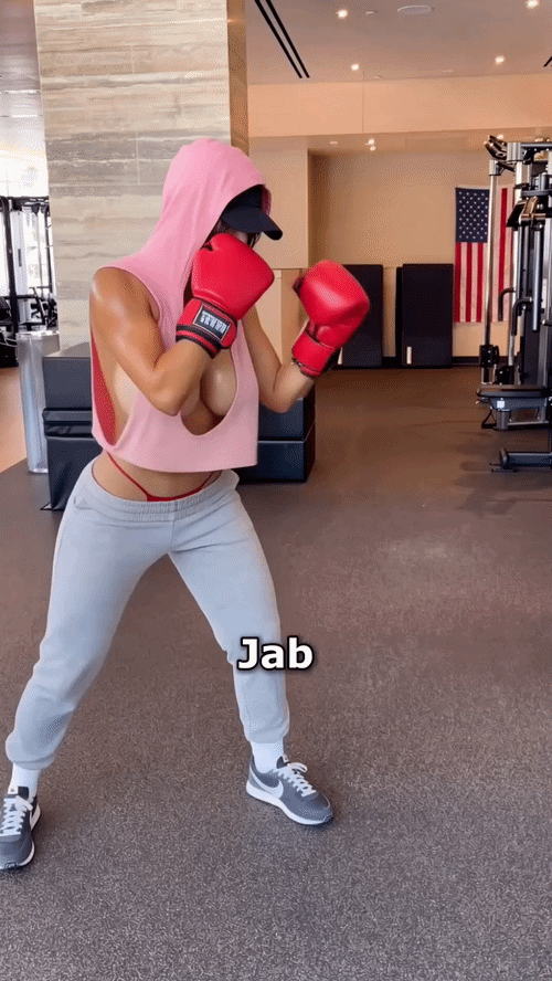 ez9jhj2xd1wg1.gif