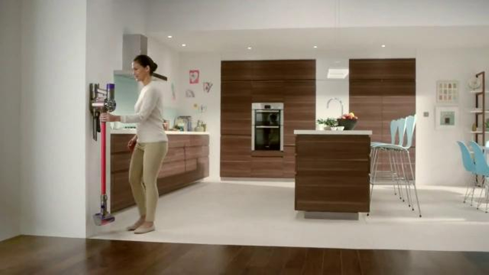 dyson-v6-numbered-days-large-2.jpg