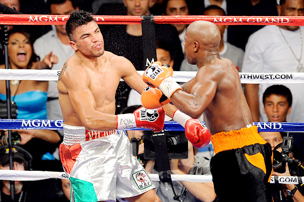 box_g_mayweather_ortiz_b5_600.jpg