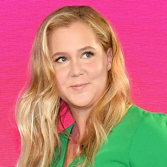 19-Amy-Schumer.w330.h330.jpg