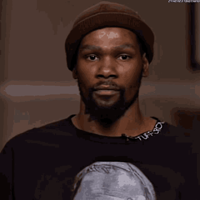 kevin-durant-shakes-head.gif