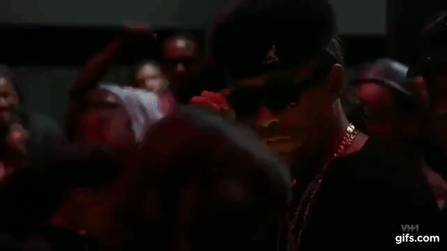 oZKYMB.gif