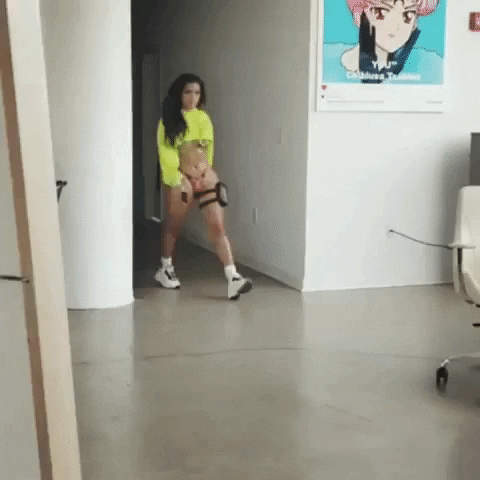 giphy.gif