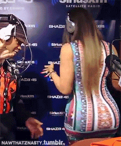 tumblr_mnnz6phtqn1r5rd7qo2_r1_250.gif