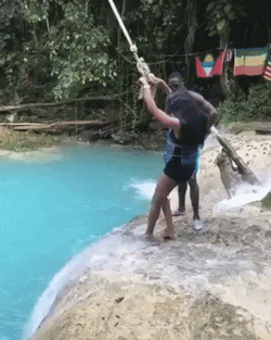 tumblr_p5uvbfrtj51wiylv6o1_250.gif