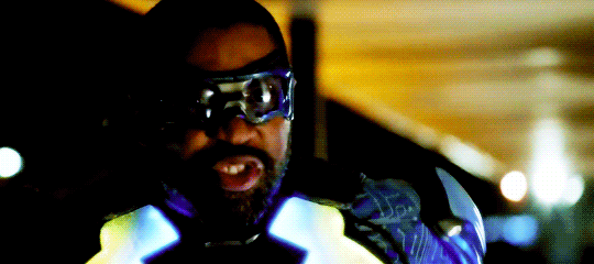 tumblr_p1h5vlSQh81s51aexo3_540.gif