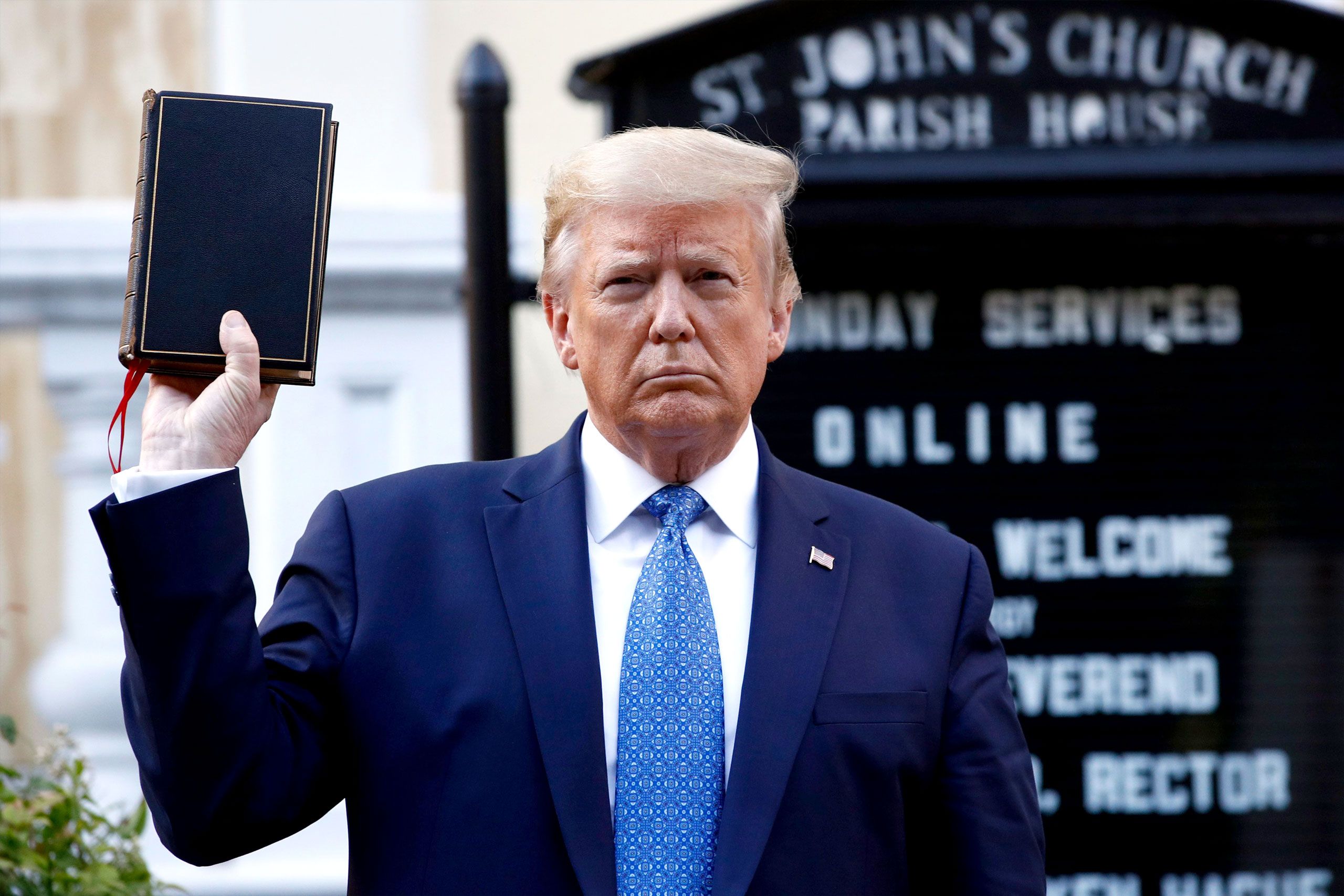 Borowitz-TrumpReading.jpg