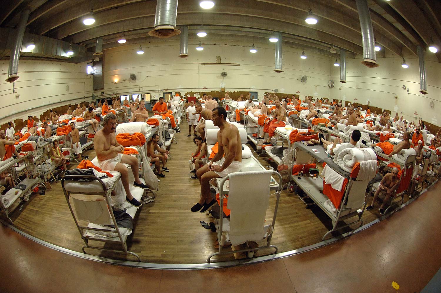 Overcrowded-jails.jpg
