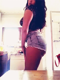 tumblr_mztwwit2jg1sblb7co3_r1_250.gif